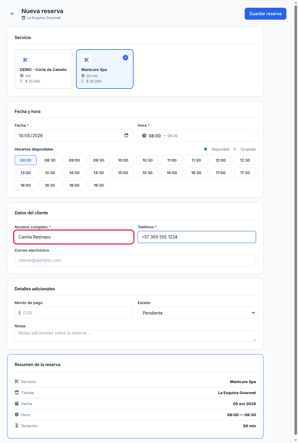 Formulario de reserva lleno con servicio, horario y datos del cliente